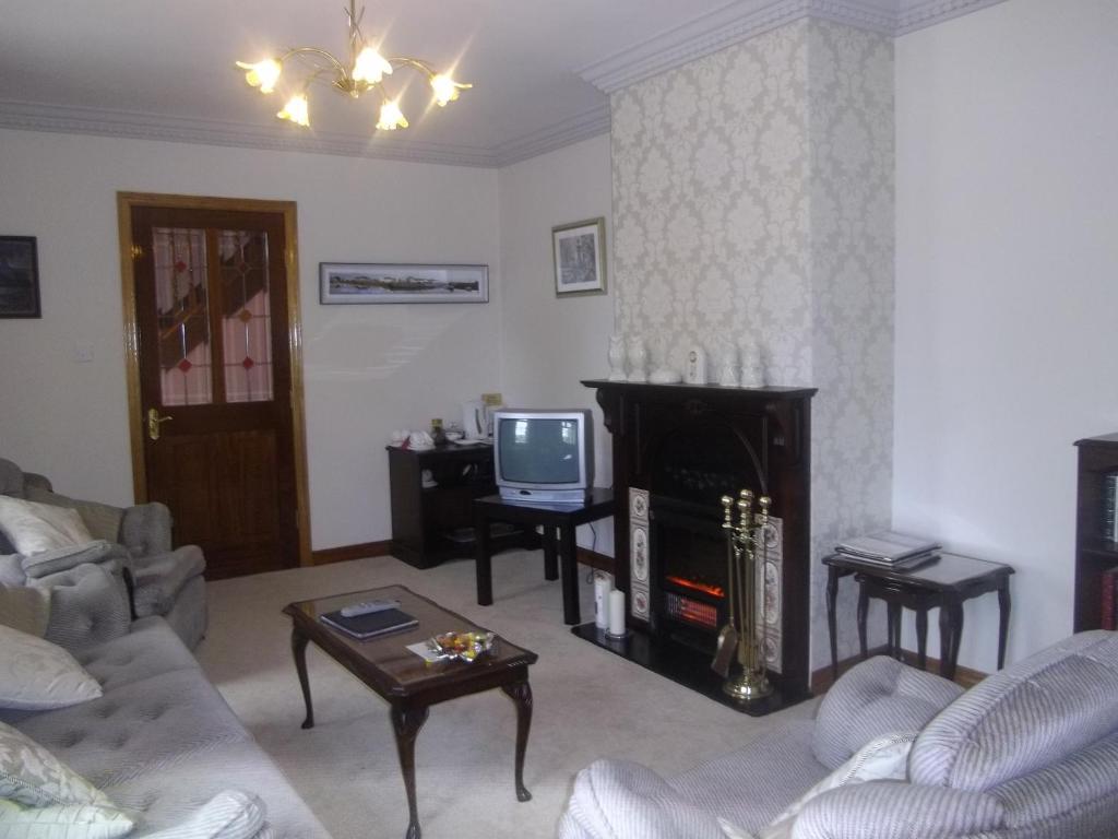 Quay West Ireland Bed & Breakfast Уестпорт Екстериор снимка