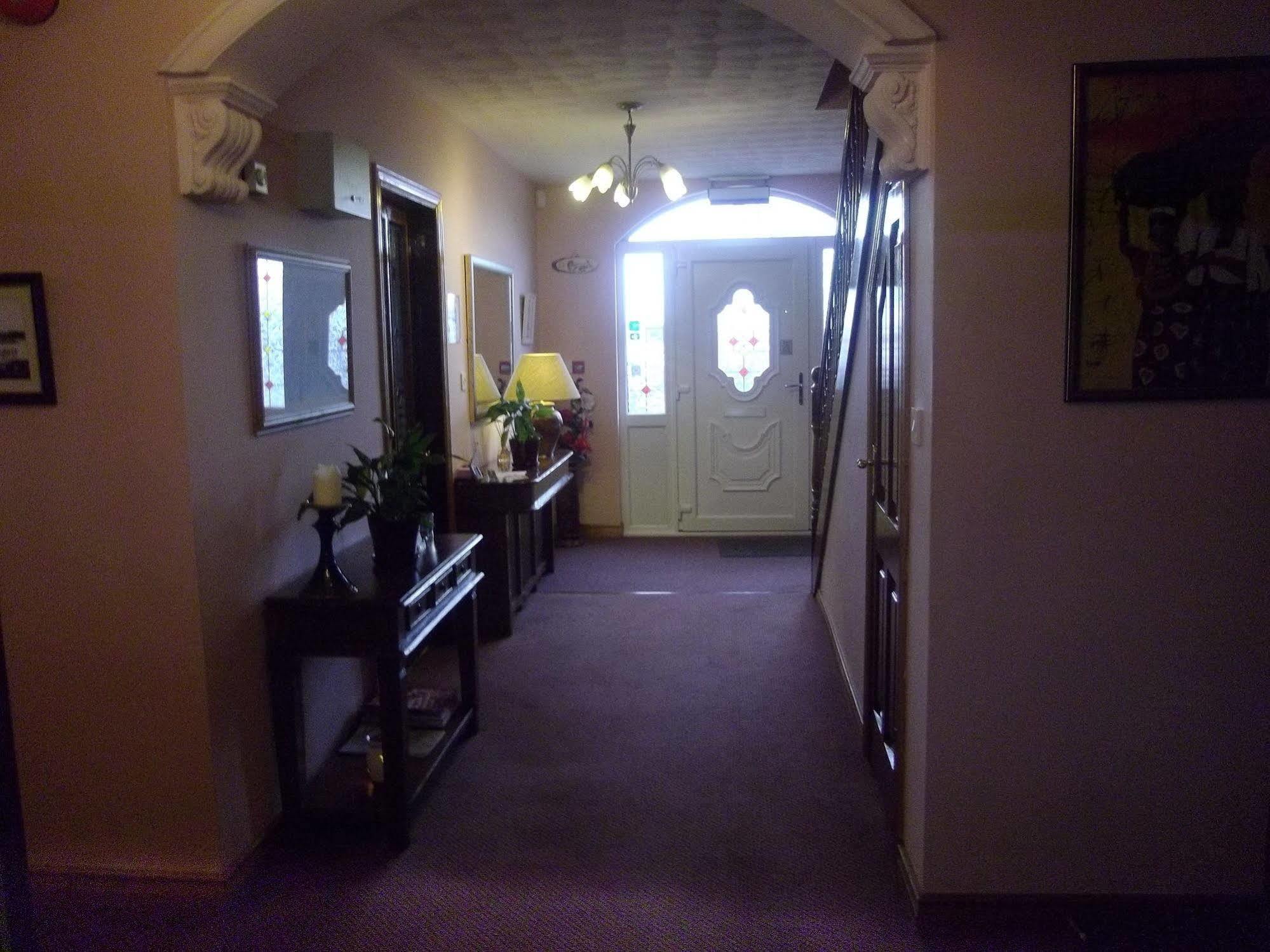 Quay West Ireland Bed & Breakfast Уестпорт Екстериор снимка