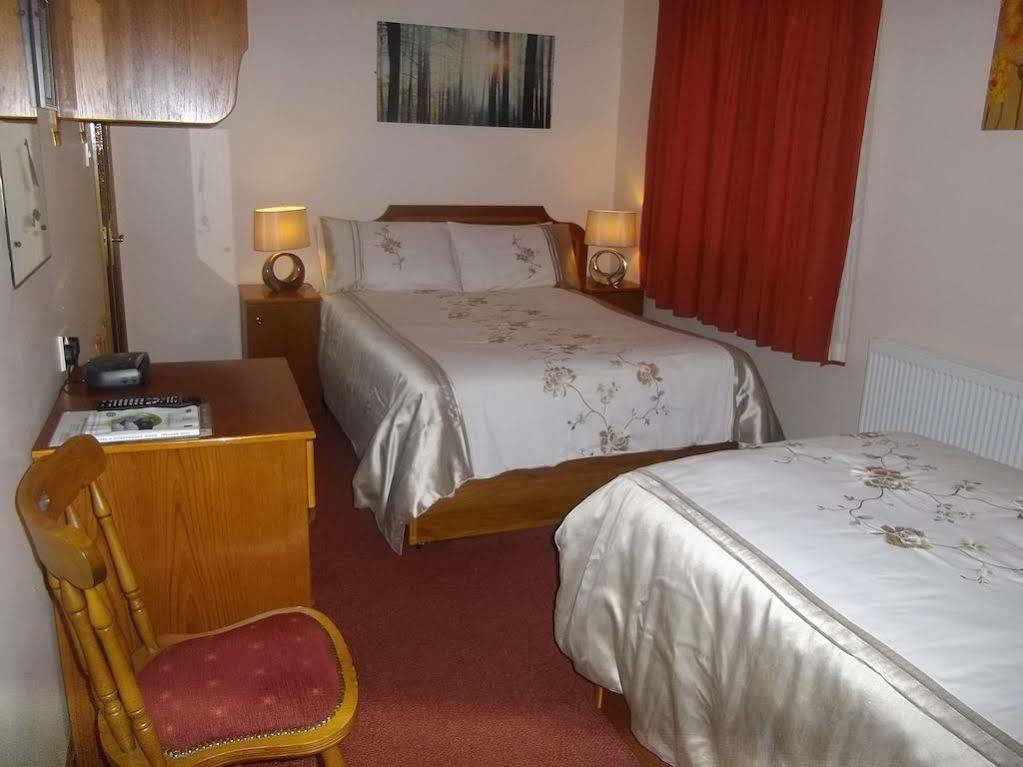 Quay West Ireland Bed & Breakfast Уестпорт Екстериор снимка